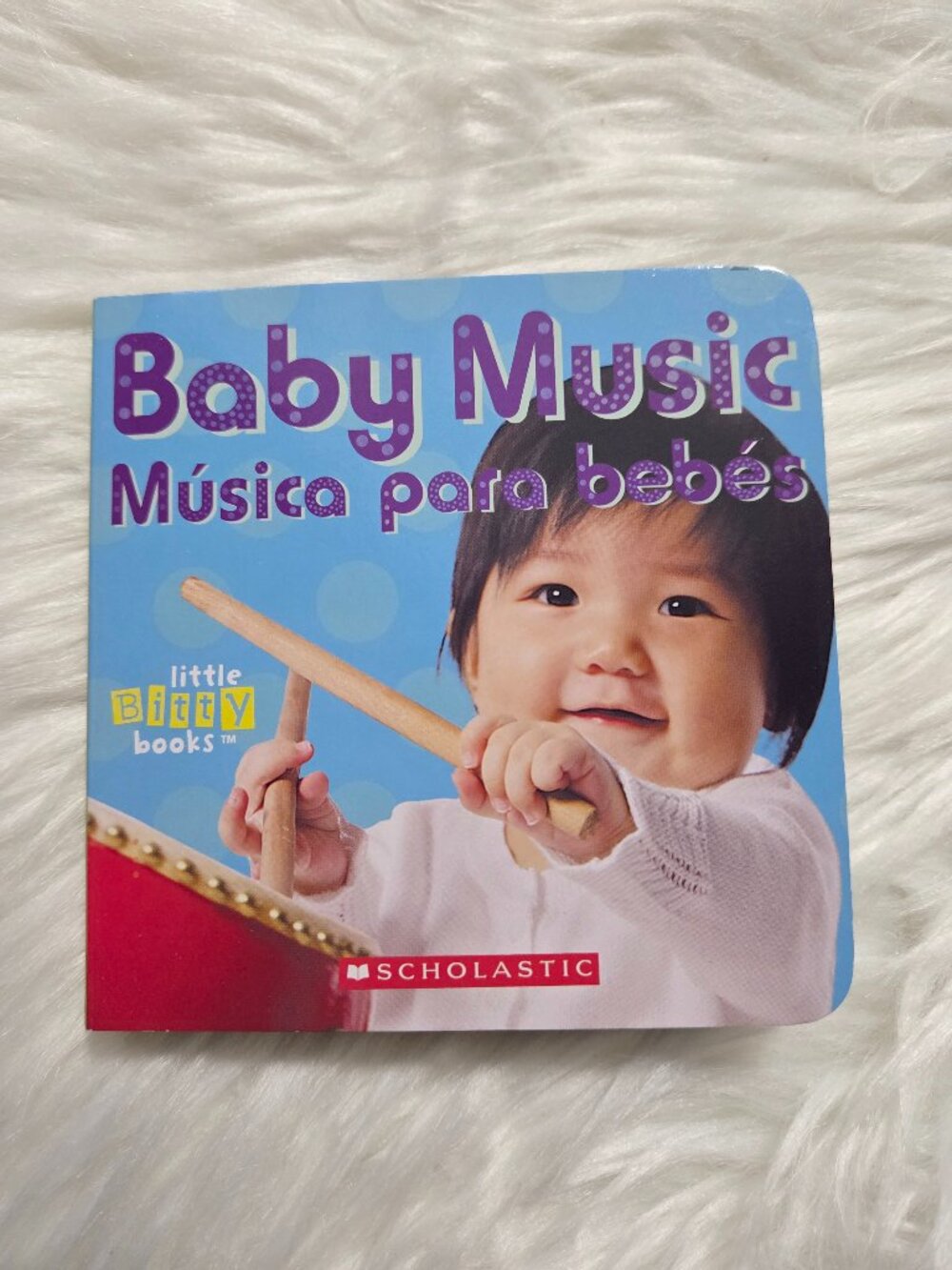 Scholastic Baby Music Bilingual Board Book